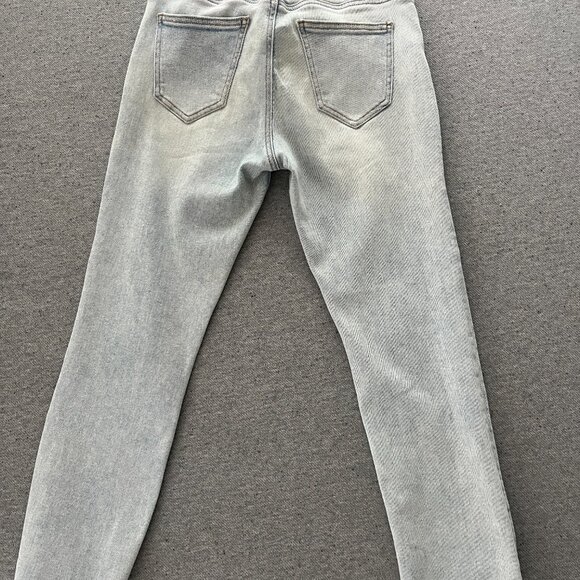 Current Elliott / 26 / Distressed Capri Jeans / Light Wash - Picture 2 of 3
